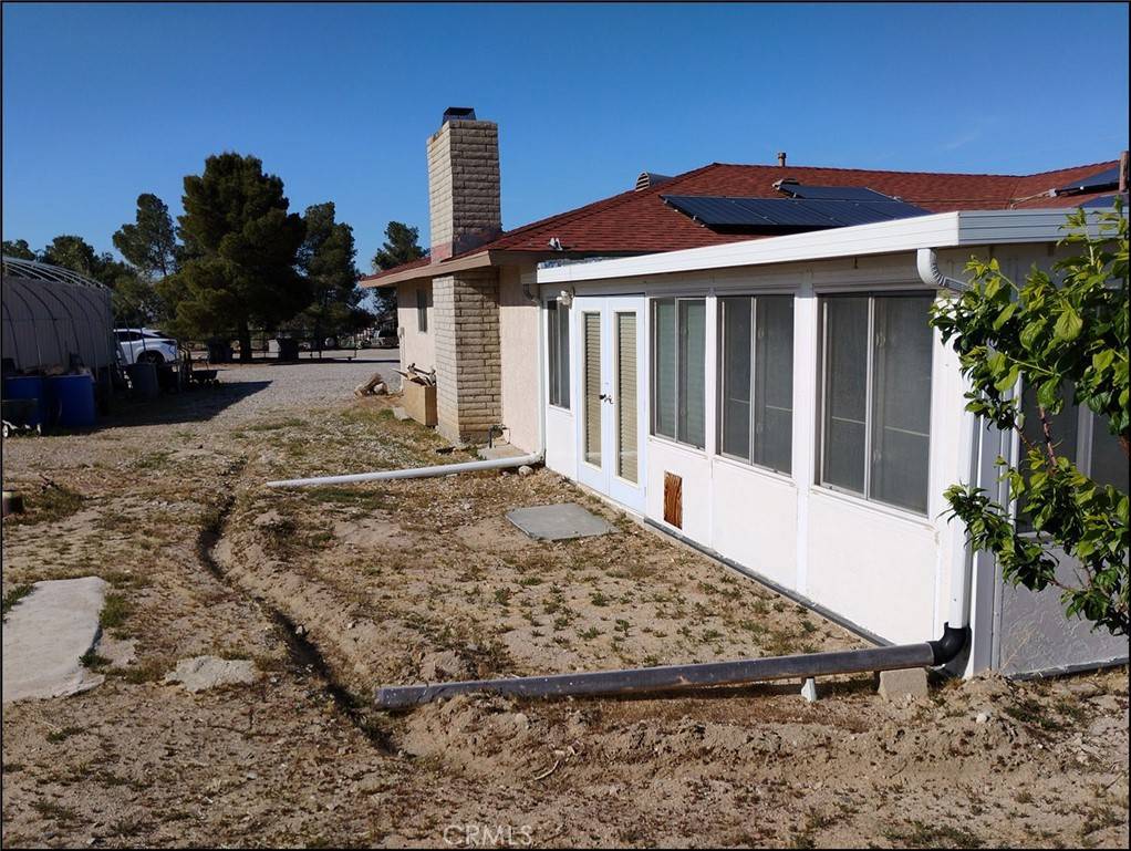 4077 Amador RD Phelan, CA 92371