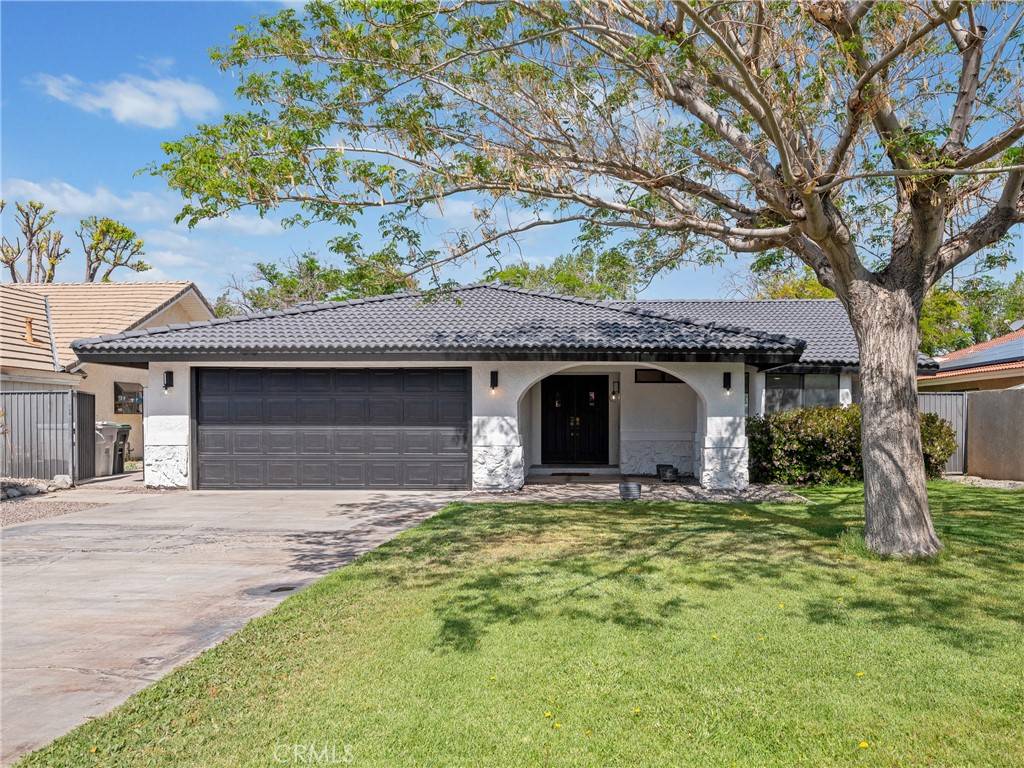 Victorville, CA 92395,12730 Rolling Ridge DR