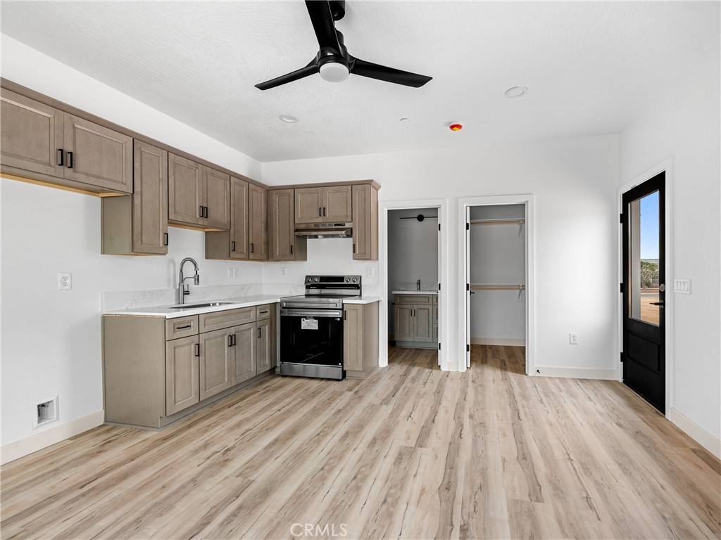 13111 Olathe RD Apple Valley, CA 92308