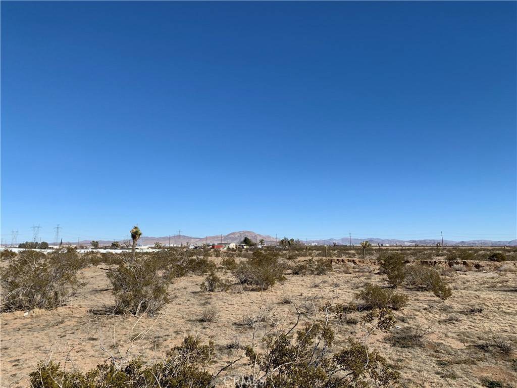 Adelanto, CA 92301,0 Cassia Rd RD