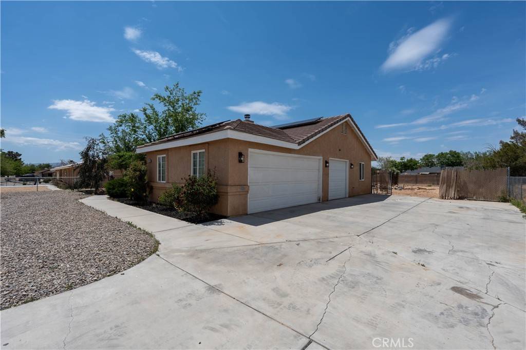 Apple Valley, CA 92308,12830 Lakota Rd