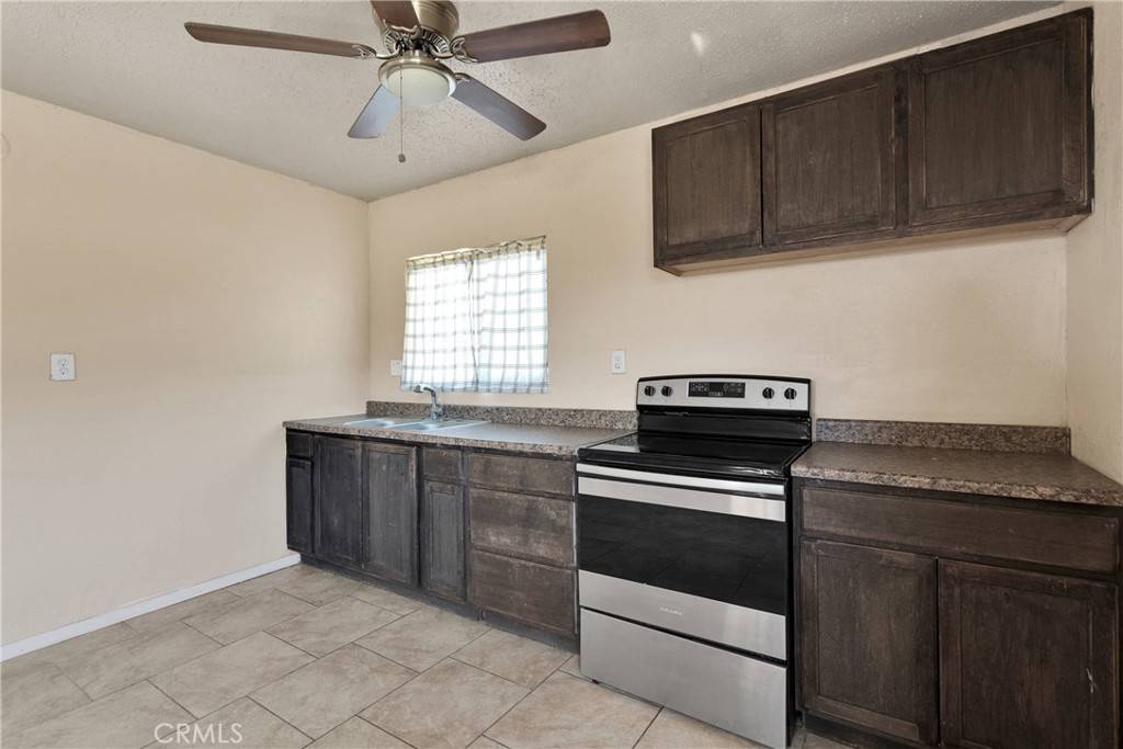 Lucerne Valley, CA 92356,30229 Bourbon RD