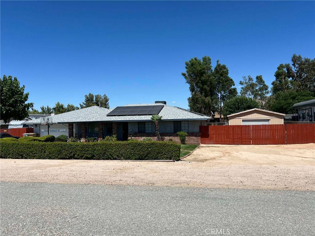 Hesperia, CA 92345,7477 Corona AVE