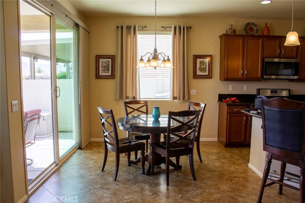 Apple Valley, CA 92308,10637 Green Valley Road