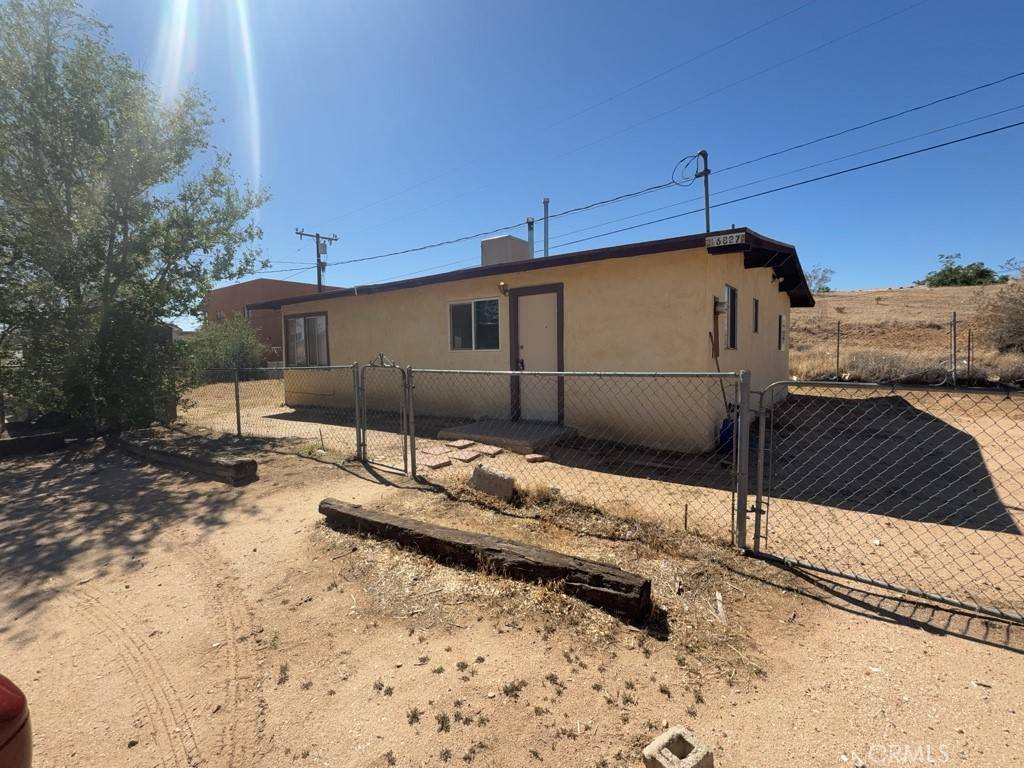 Victorville, CA 92395,16827 Batson RD
