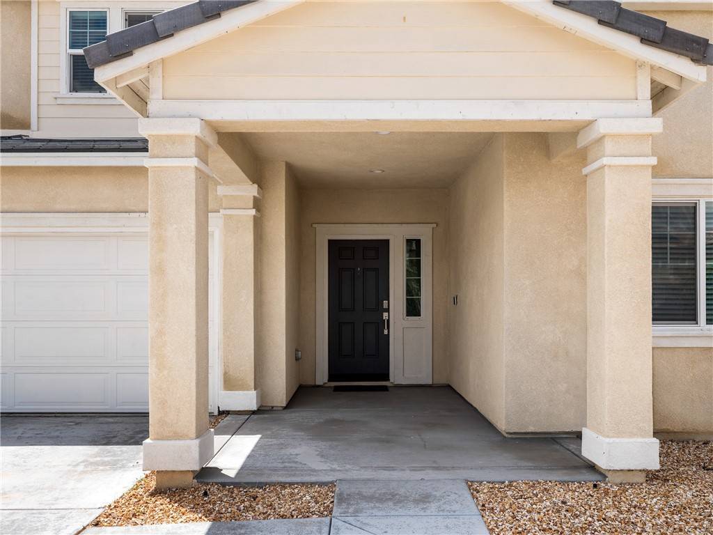 Hesperia, CA 92345,10630 Appaloosa AVE