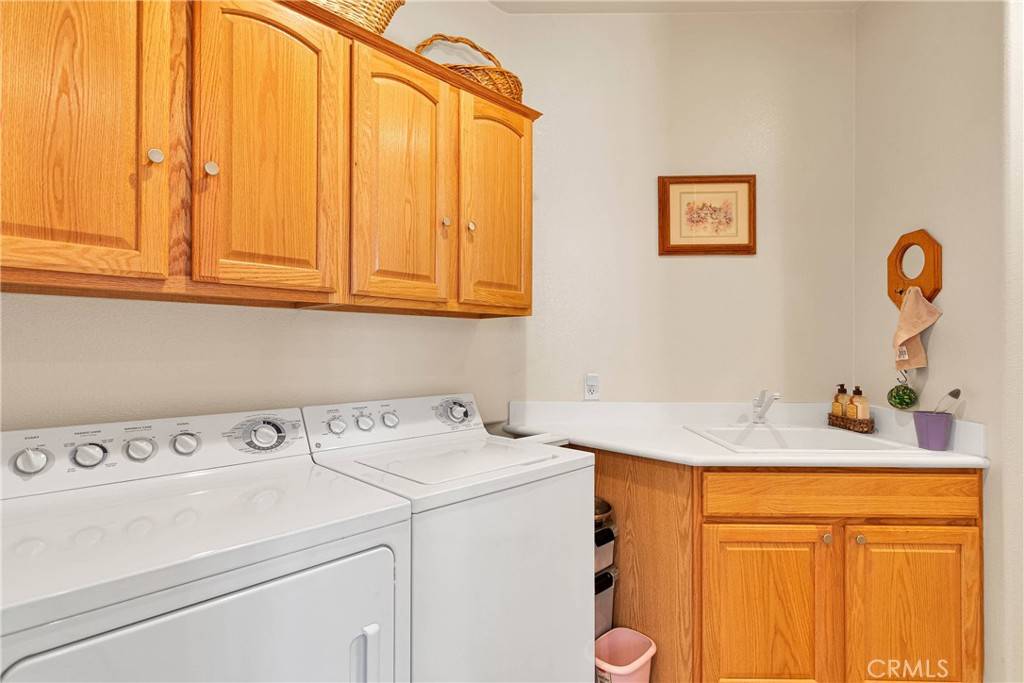 11170 Avonlea RD Apple Valley, CA 92308