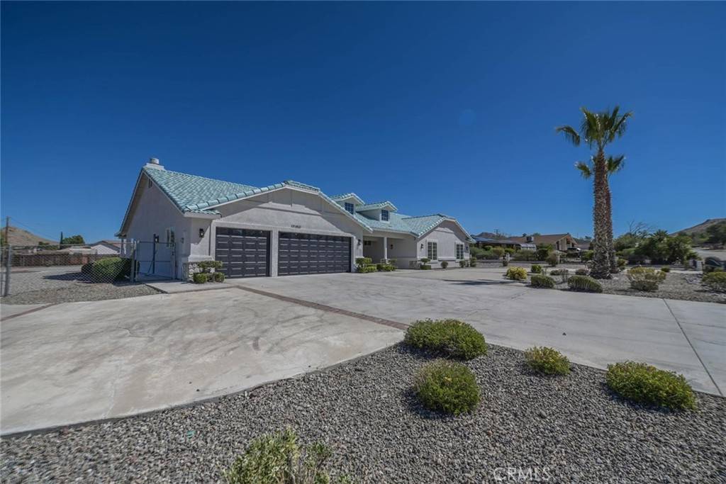 Apple Valley, CA 92307,19456 Roanoke RD