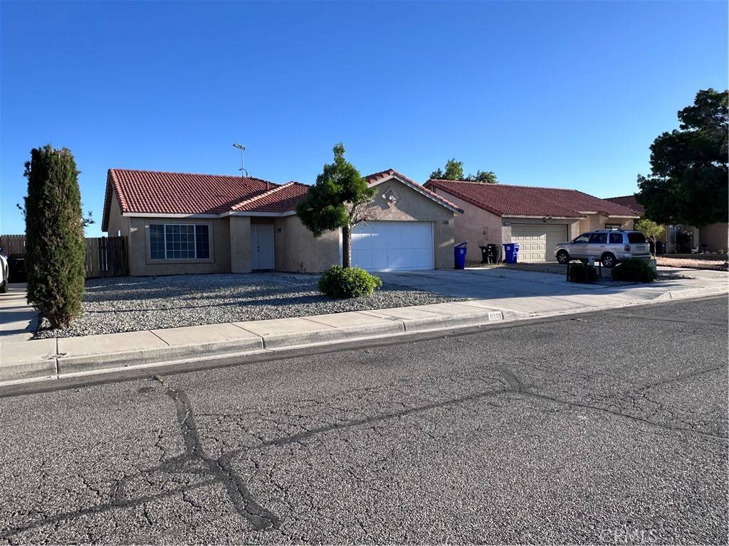 Adelanto, CA 92301,11209 Desert Rose DR