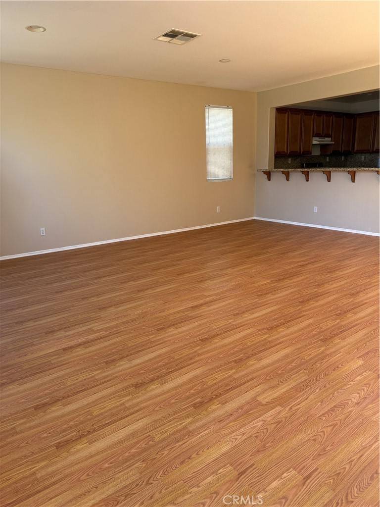 Victorville, CA 92392,11946 Russell CT