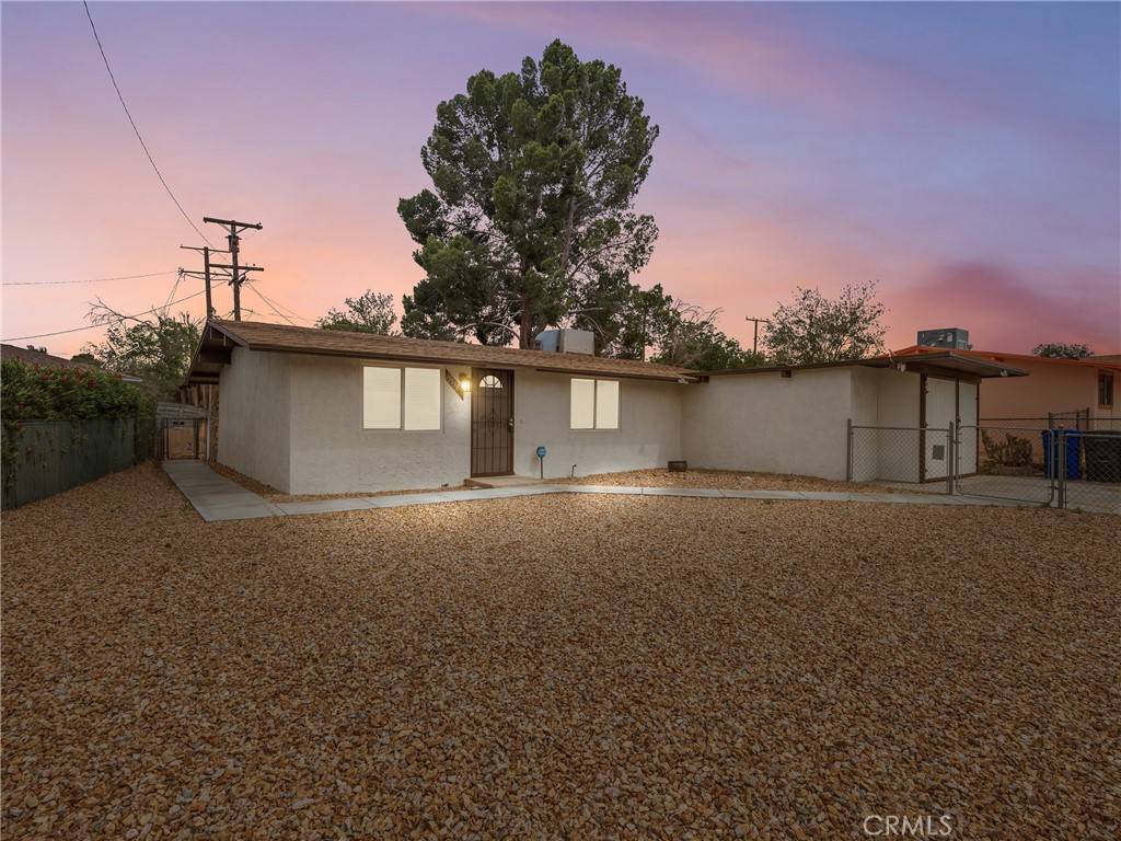 Victorville, CA 92395,15533 Heartsease LN