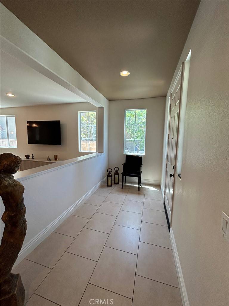 Eastvale, CA 92880,13935 Almond Grove CT