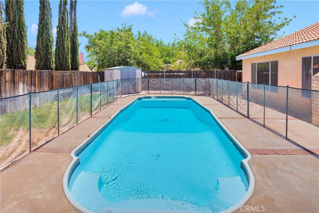 Adelanto, CA 92301,14571 Sage LN