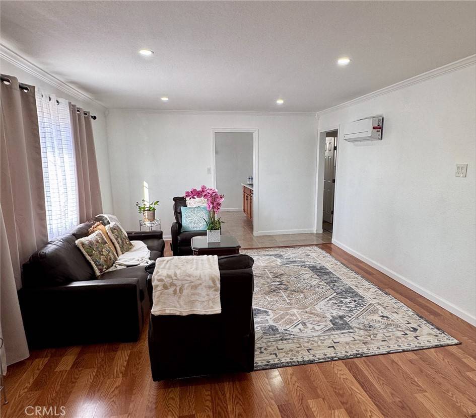 Barstow, CA 92311,640 Flora ST