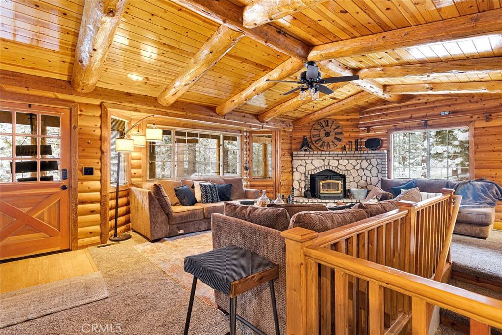 Big Bear Lake, CA 92315,42363 Paramount RD