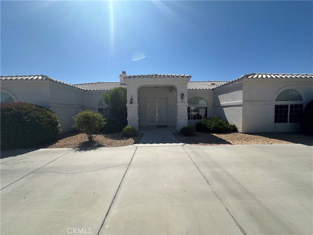 Apple Valley, CA 92307,15360 Mandan RD