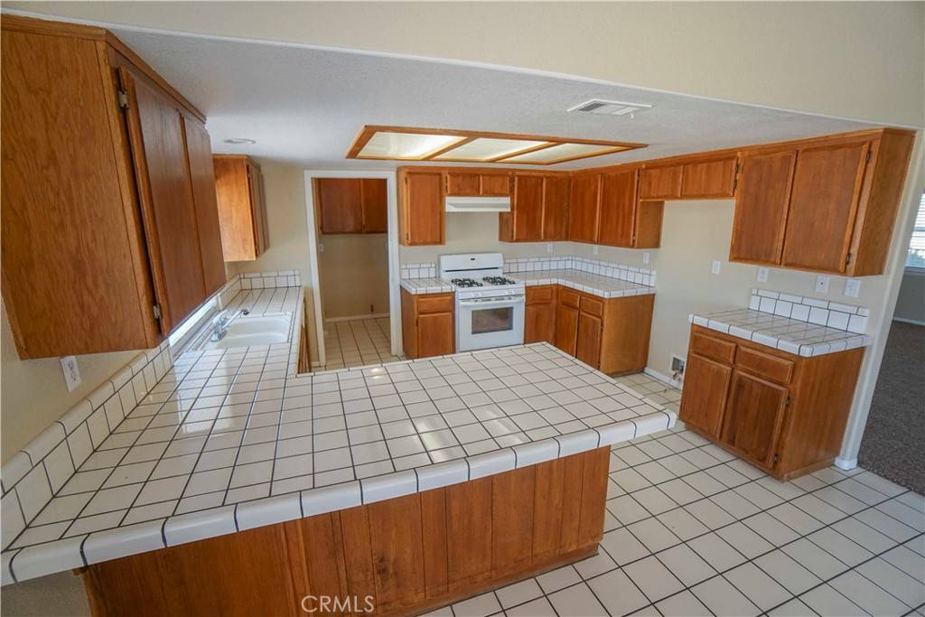 11540 Mohawk RD Apple Valley, CA 92308
