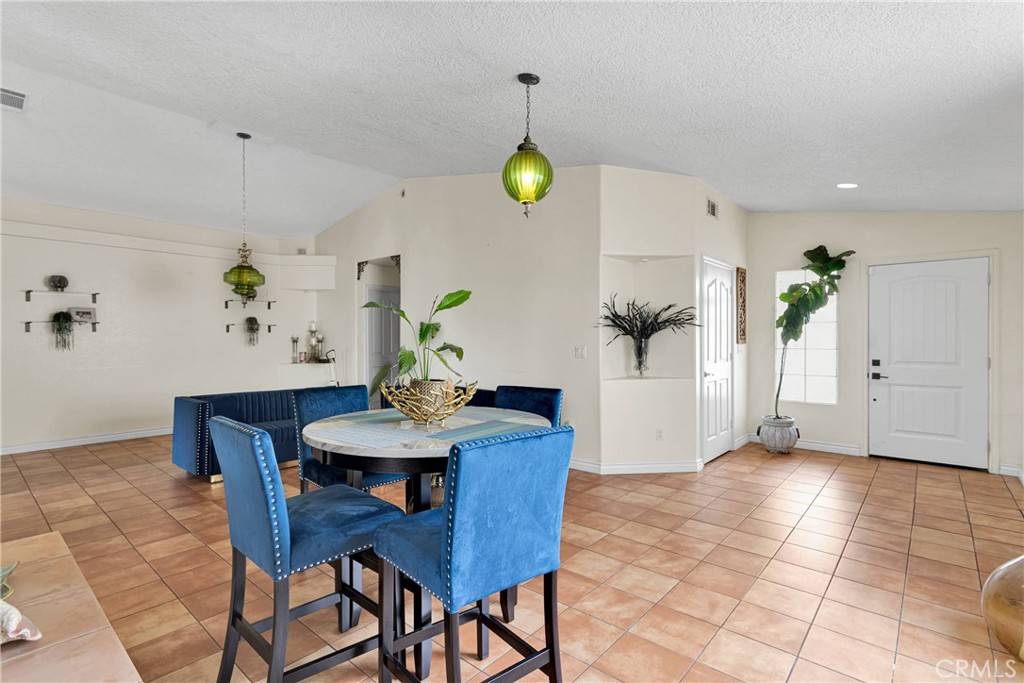 Victorville, CA 92395,12775 Rain Shadow RD