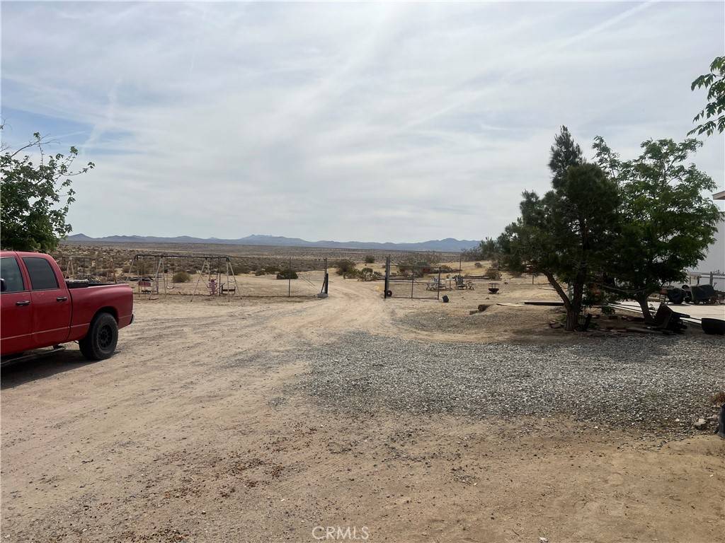 0 0 Helendale, CA 92342