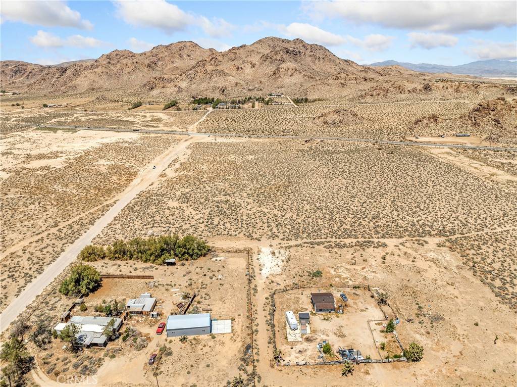 Lucerne Valley, CA 92356,751 Buena Vista RD