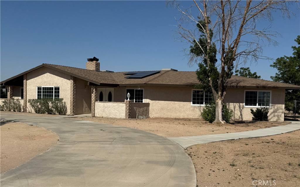 Apple Valley, CA 92307,15615 Apache RD