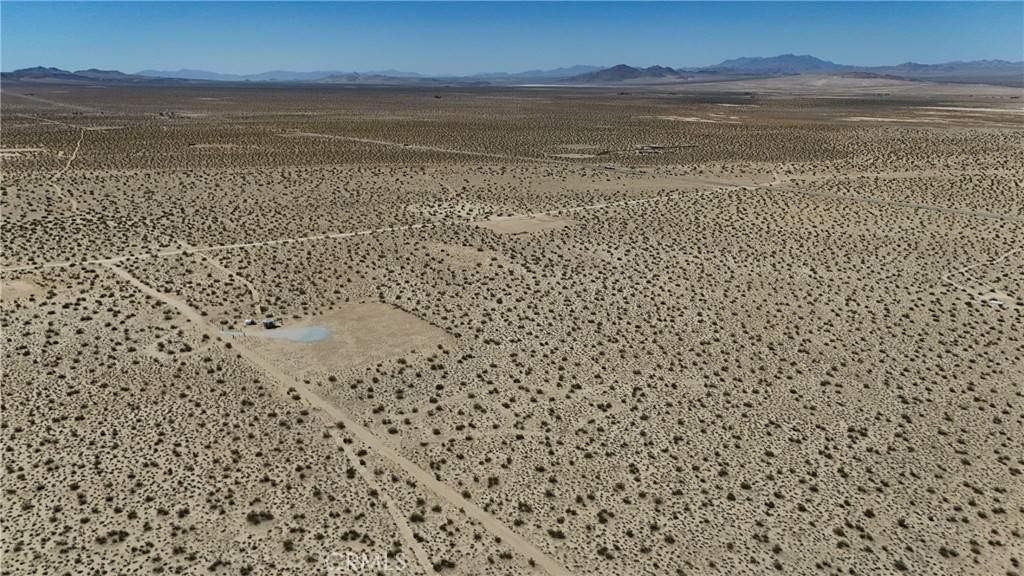 Johnson Valley, CA 92285,752 Firethorn WAY
