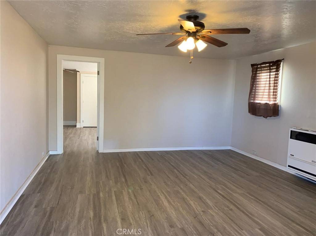 Phelan, CA 92371,9548 White RD