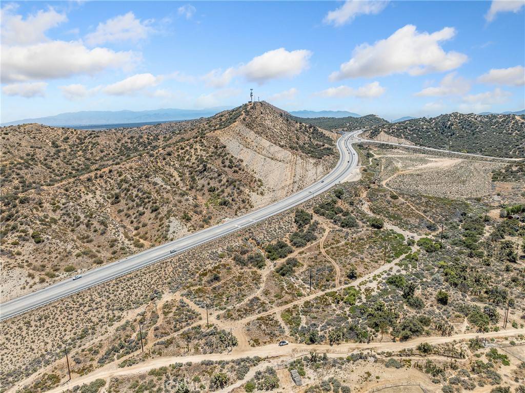 Pinon Hills, CA 92372,7939 Pipeline Road