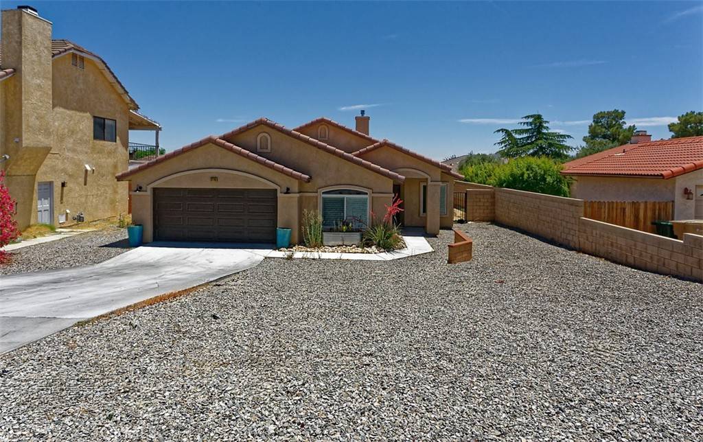 Victorville, CA 92395,12745 Autumn Leaves AVE
