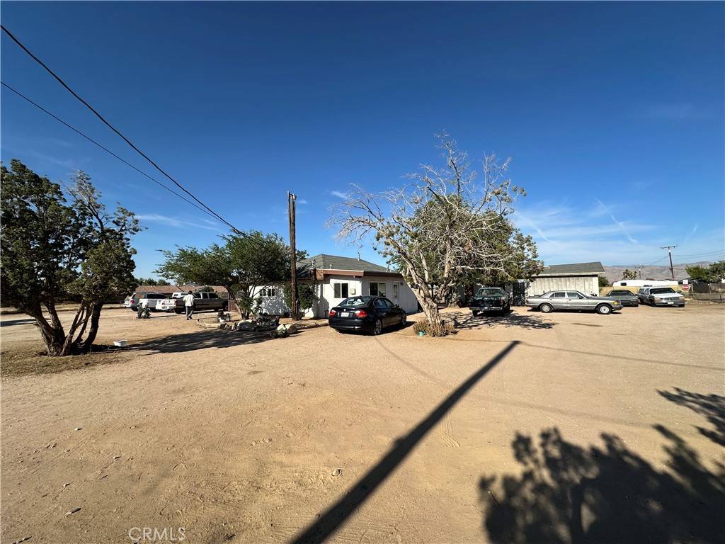 Hesperia, CA 92345,8625 C AVE