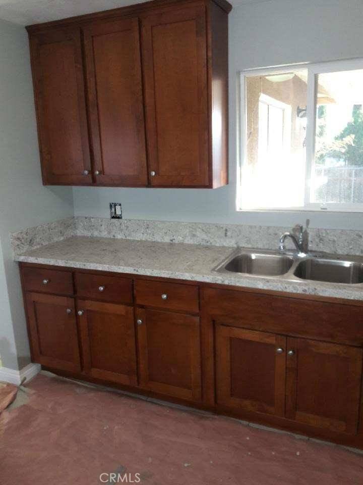 Banning, CA 92220,270 E Theodore ST