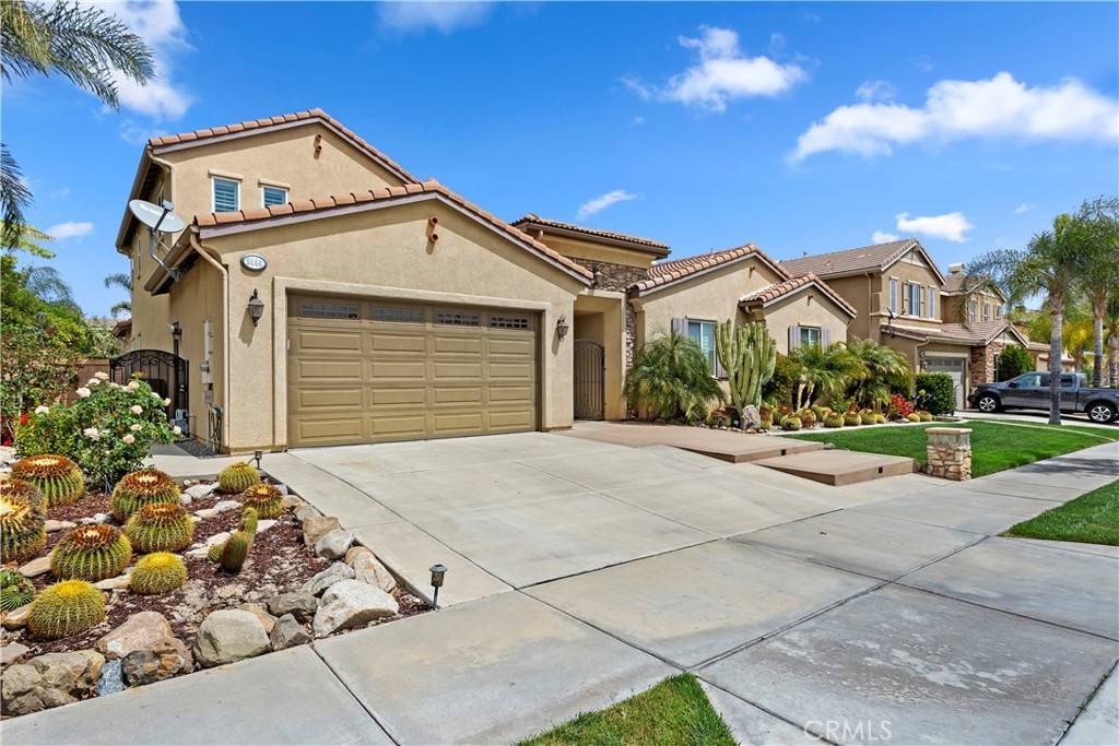 Corona, CA 92883,8444 Sunset Rose DR