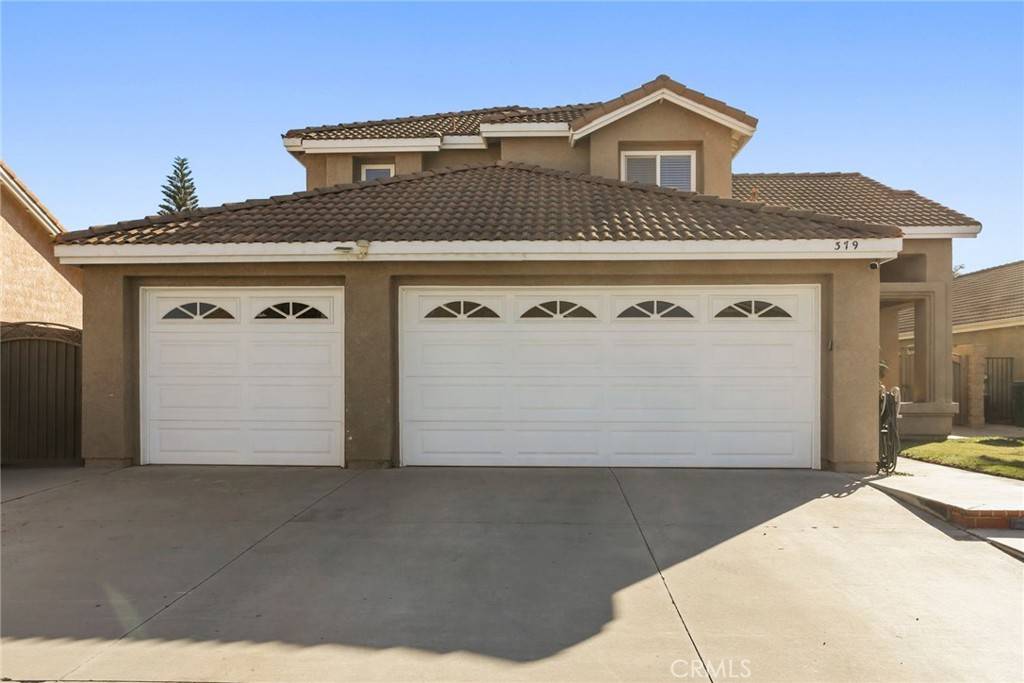 Corona, CA 92879,379 Colfax CIR