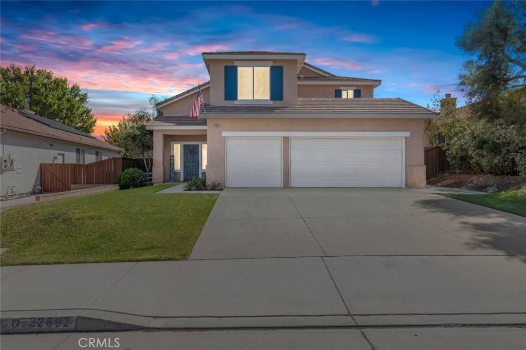 Corona, CA 92883,22692 Passionflower CT