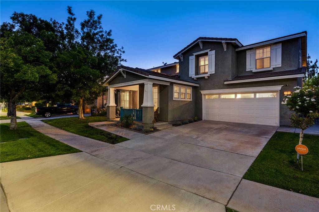 Corona, CA 92881,725 White Mountain CIR