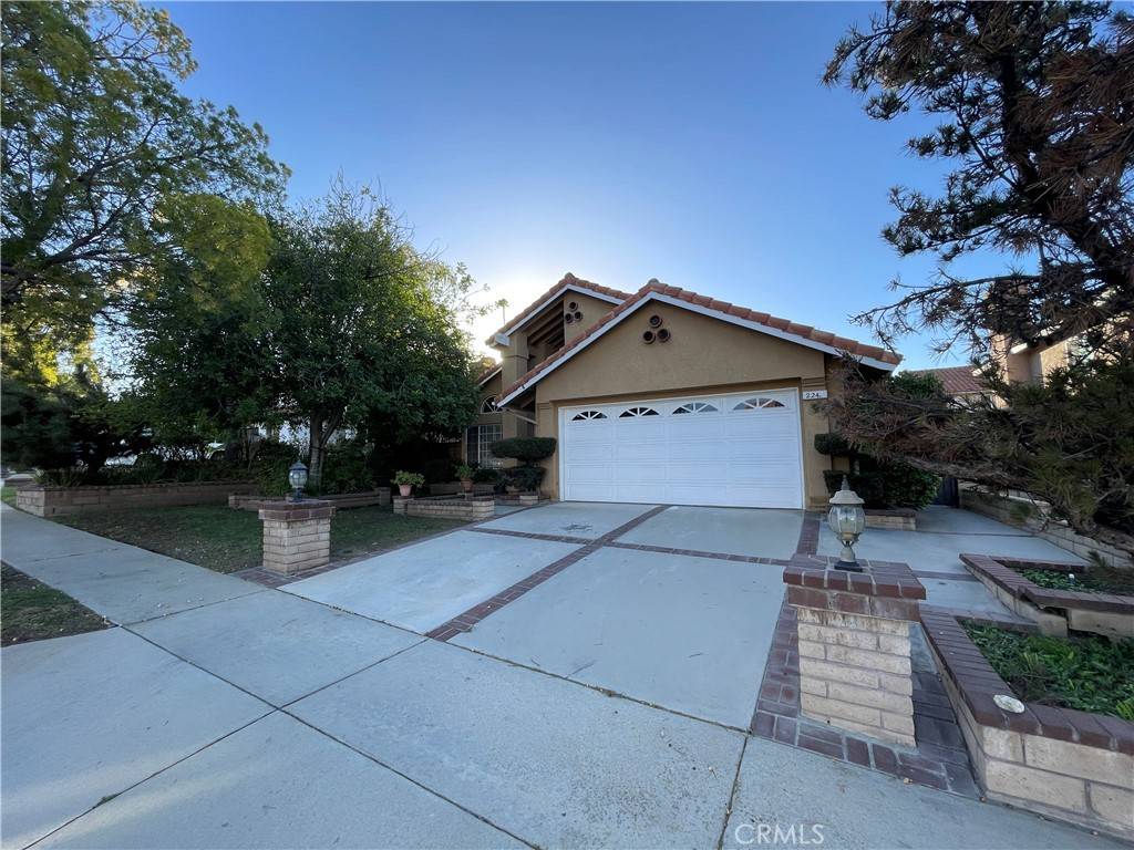 Corona, CA 92881,2242 Lochness CIR