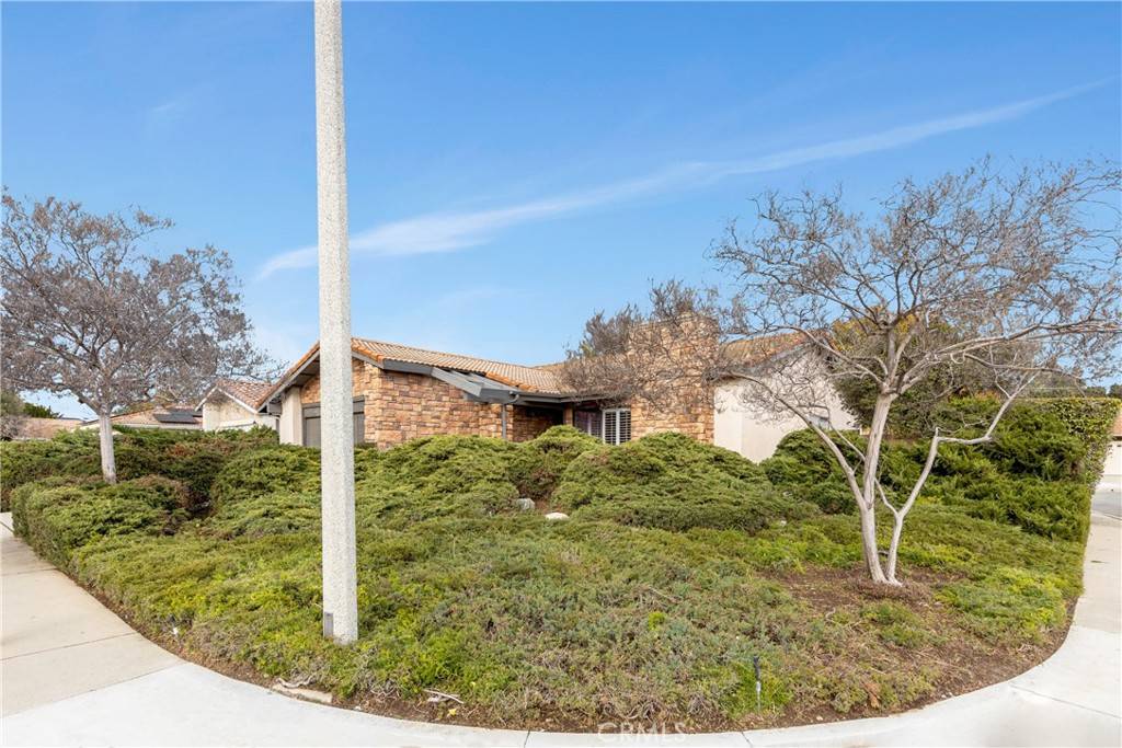 Covina, CA 91723,658 S Oak Tree DR