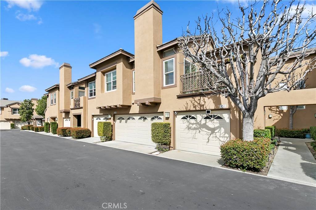 Anaheim Hills, CA 92808,946 S Country Glen WAY