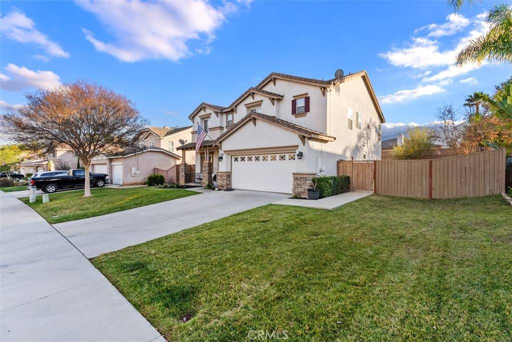 Corona, CA 92883,10235 Whitecrown CIR