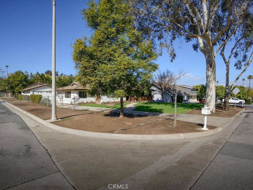 Corona, CA 92881,2630 State ST