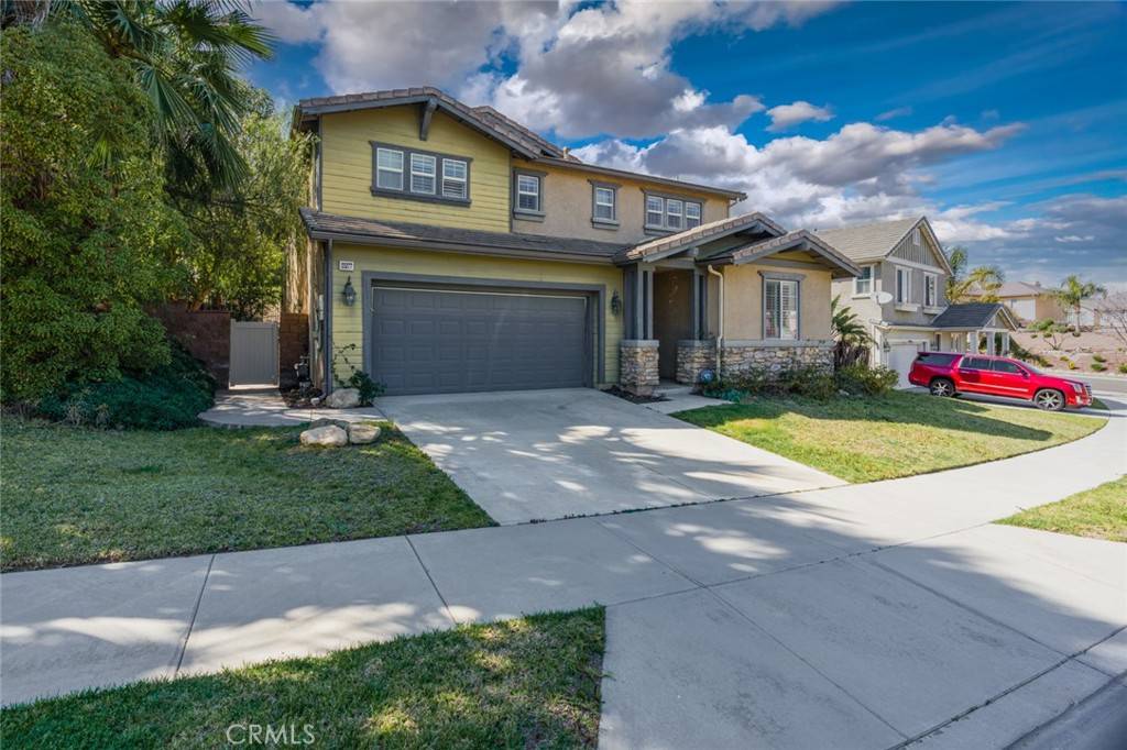 Corona, CA 92883,25277 Singleleaf ST