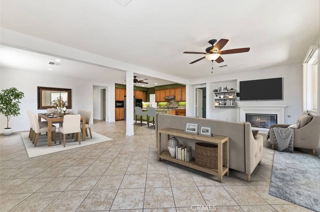 Corona, CA 92883,25103 Cliffrose ST
