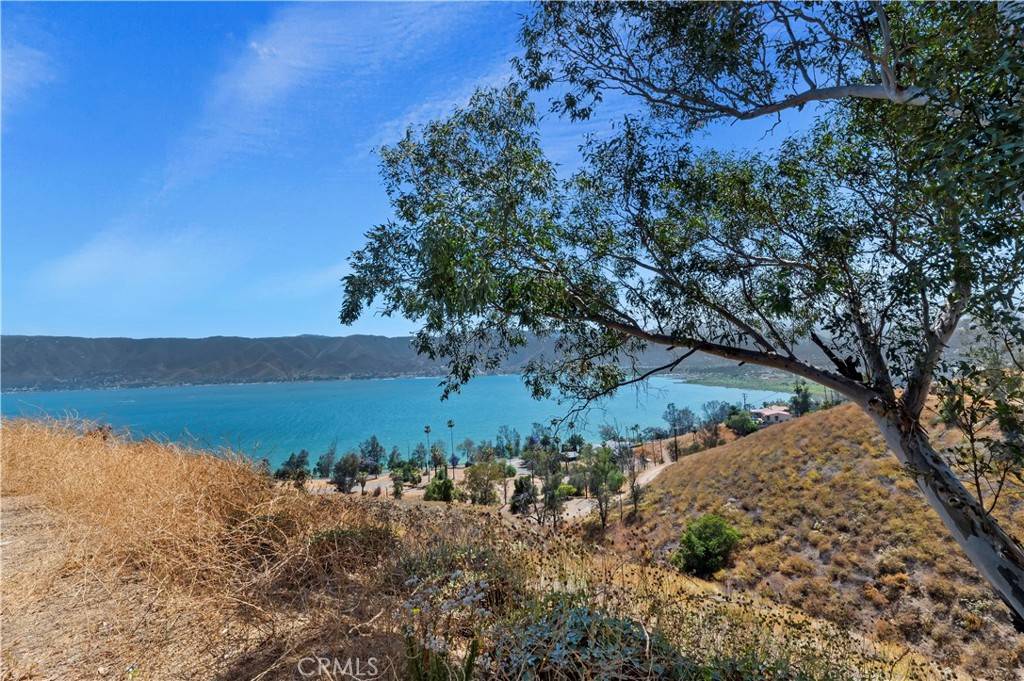 Lake Elsinore, CA 92530,0 Skyline DR