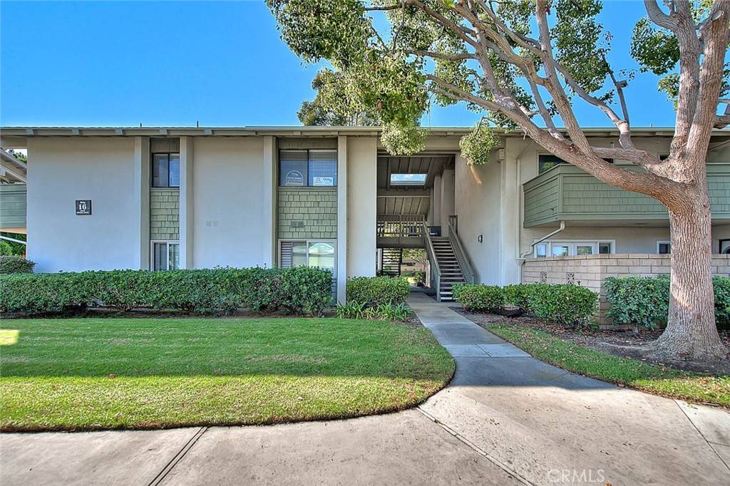 Huntington Beach, CA 92646,8633 Portola CT #16E