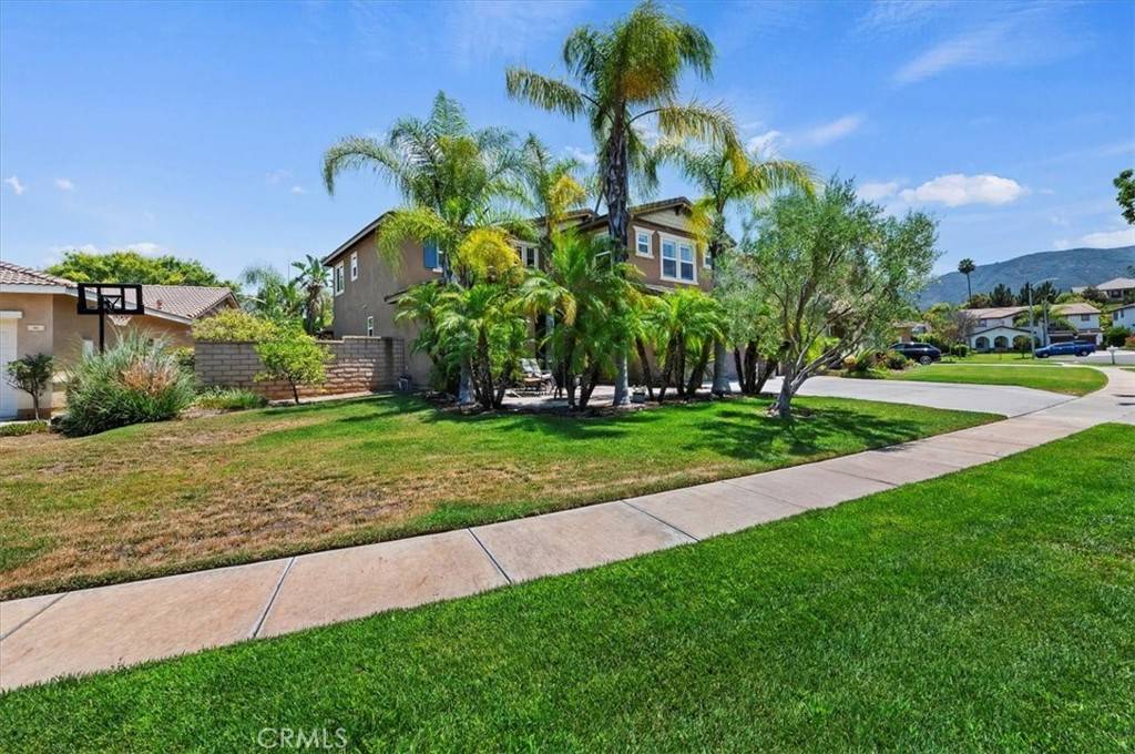 Corona, CA 92882,3275 Limerick LN