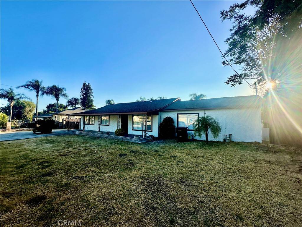 Colton, CA 92324,864 Jackson ST