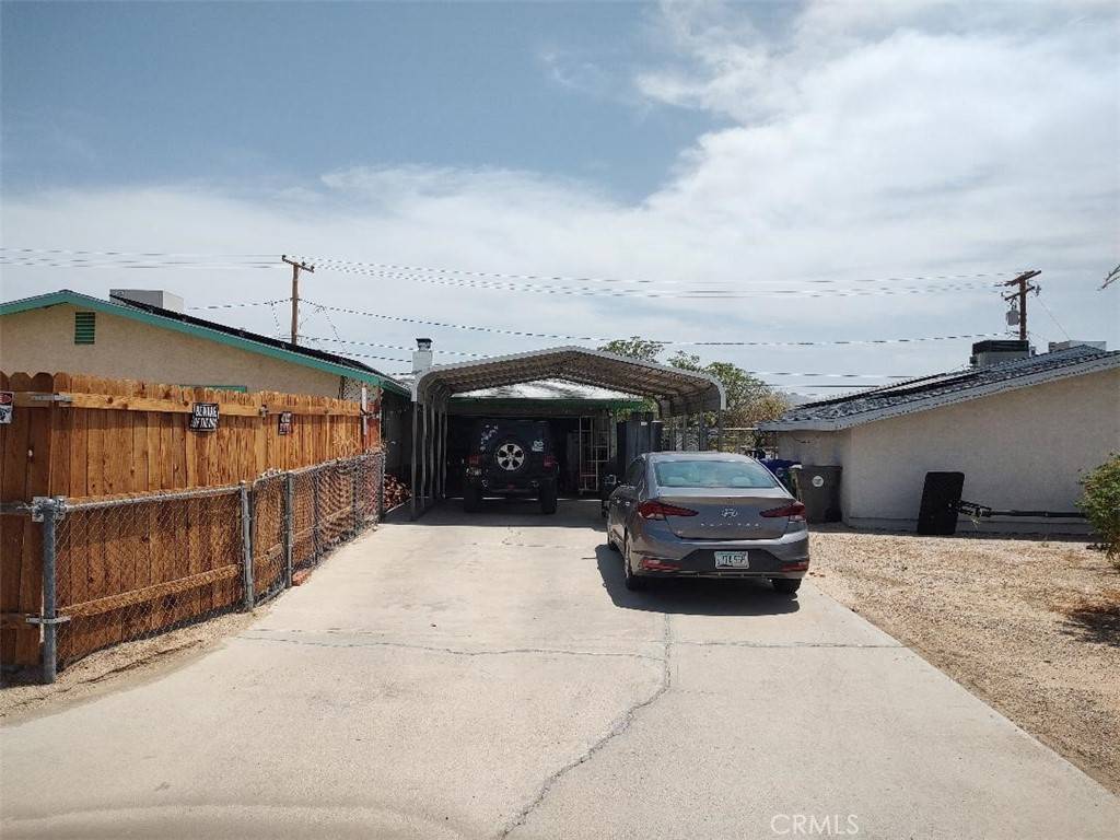 29 Palms, CA 92277,6163 Sun CT