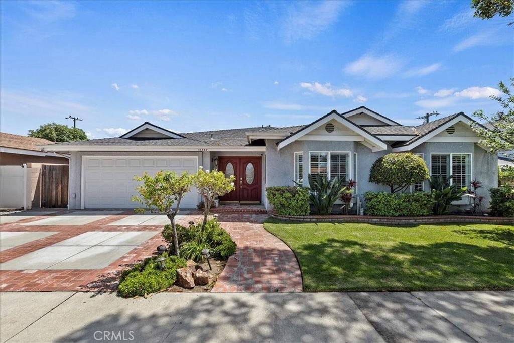 Huntington Beach, CA 92649,16222 Chipper LN