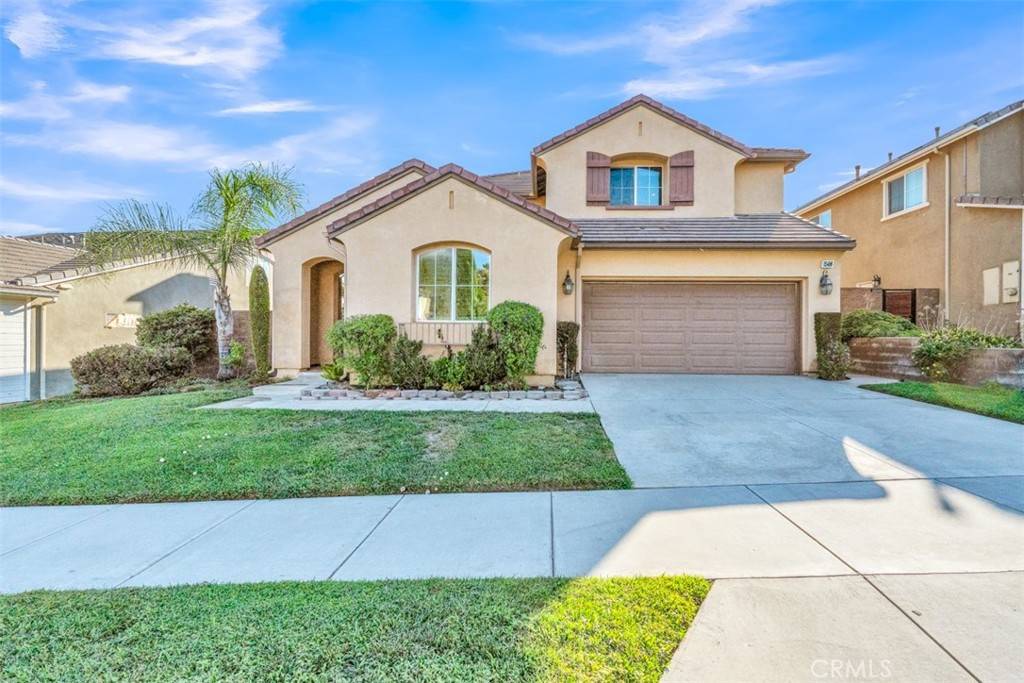 Corona, CA 92883,25406 Singleleaf ST