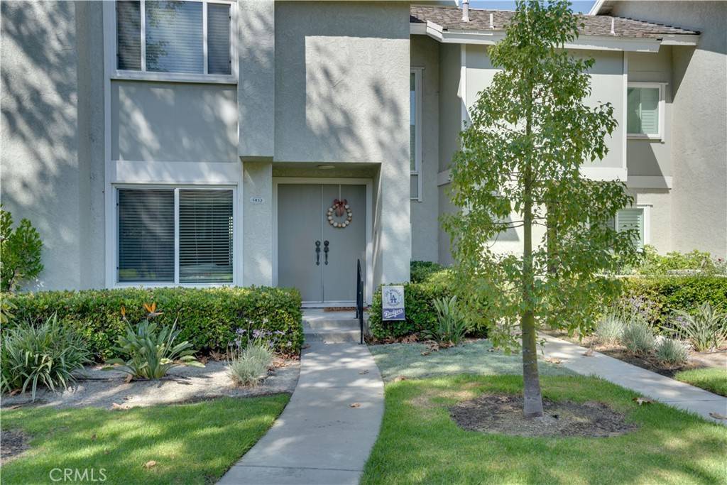 Yorba Linda, CA 92887,5852 Via Romero #42